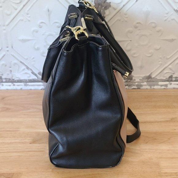 Danielle Nicole Black Tan Crossbody Handbag Convertible - Picture 7 of 12